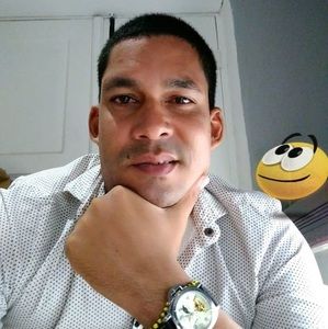 Meet your Posher, Luis raul